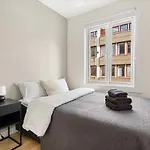 شقة Luxury 4-bedroom In Oslo's Heart - Walk To Major Attractions أوسلو