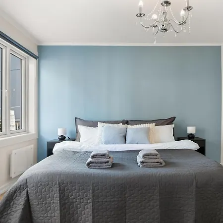 Luxury 4-bedroom In Oslo's Heart - Walk To Major Attractions