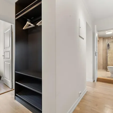 Apartment Luxury 4-bedroom In Oslo's Heart - Walk To Major Attractions *