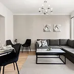 Luxury 4-bedroom In Oslo's Heart - Walk To Major Attractions Leilighet *